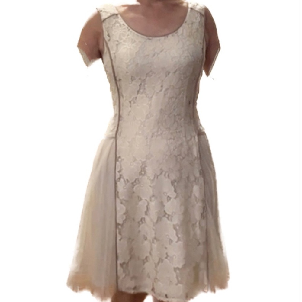 New with Tag A’reve stretchy Lace pleated Ivory party cocktail Dress, size S